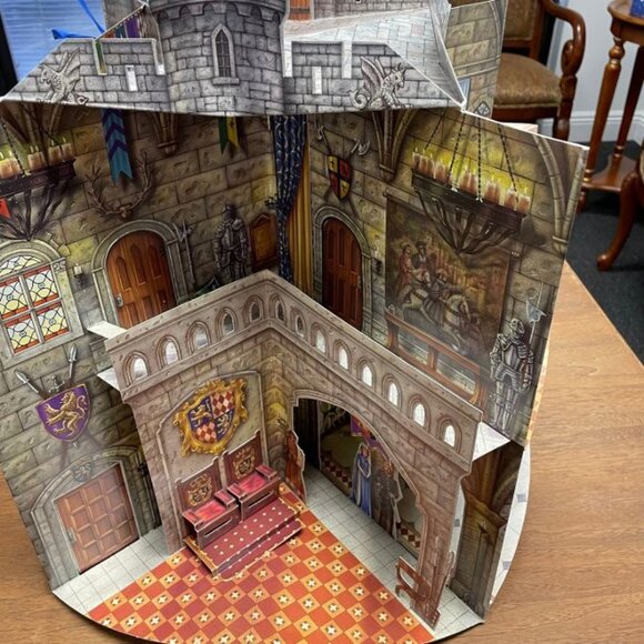 Medieval Castle by Phil Wilson Hardback Expanding Book - GUC - Picture 11 of 12